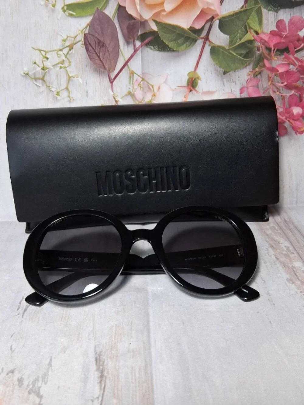 Moschino Black Round Gray Gradient Lens Sunglasses New
